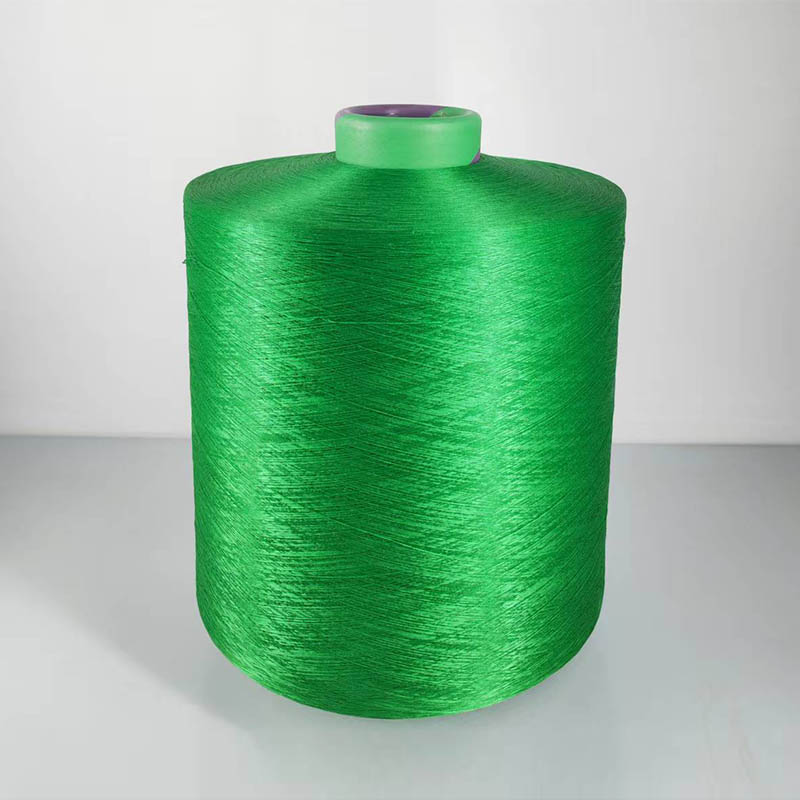Mainit na nagbebenta ng polyester na sinulid para sa mga tela